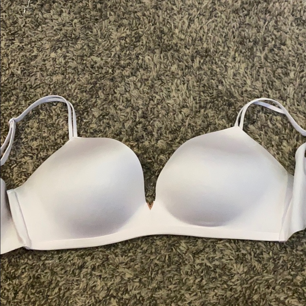 Victoria’s secret bra 34DD